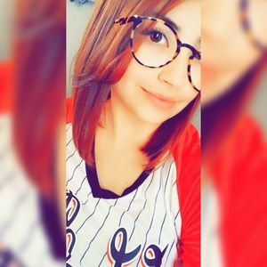 Meet your Posher, Rocio